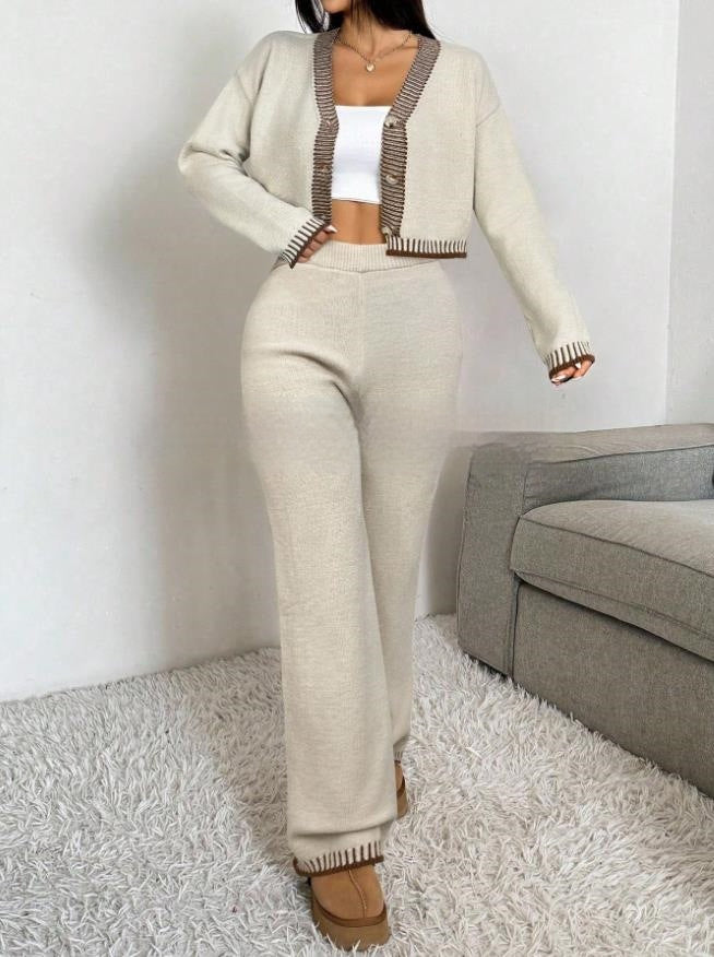 Haut femme à col en V et pantalon