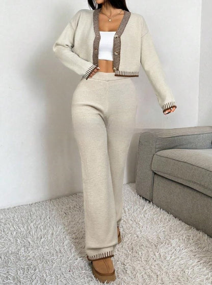 Haut femme à col en V et pantalon